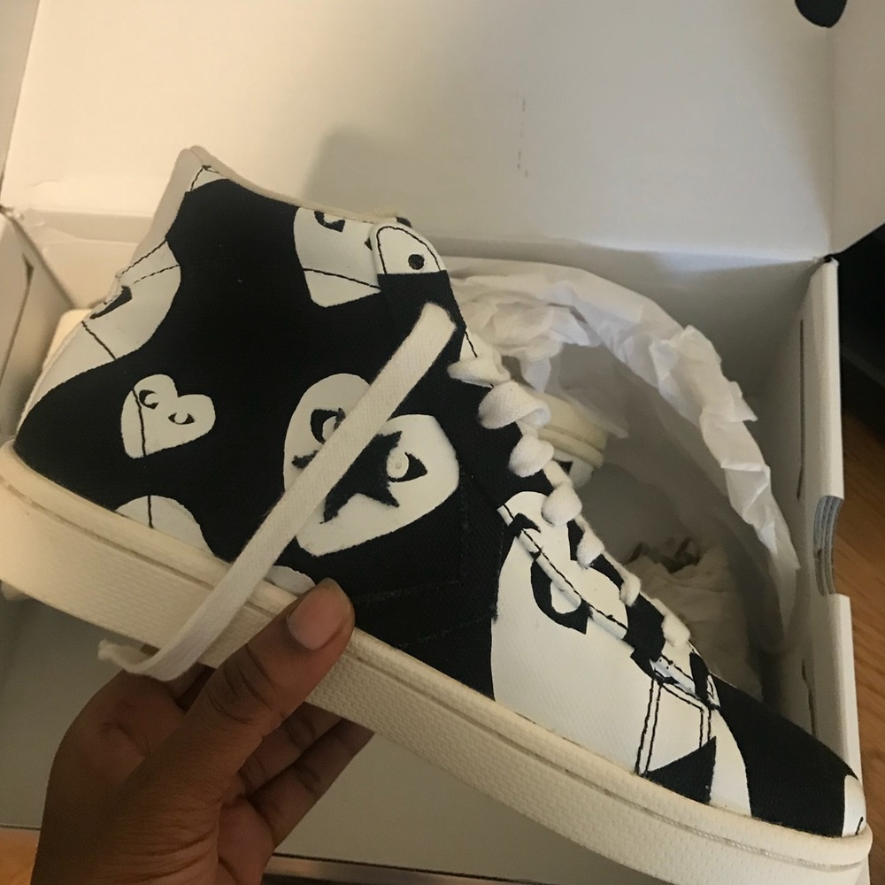 Comme Des Garçon play converse